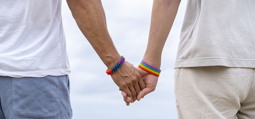 pride-holding-hands