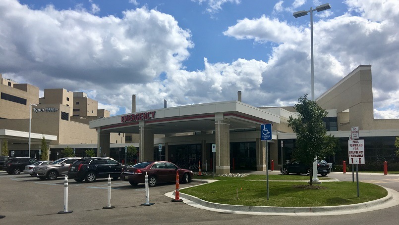 Beaumont Hospital, Royal Oak Emergency Center entrance