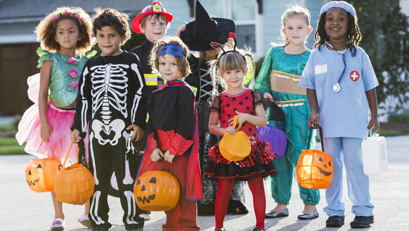 Tips for keeping your kids safe during Halloween Beaumont Health