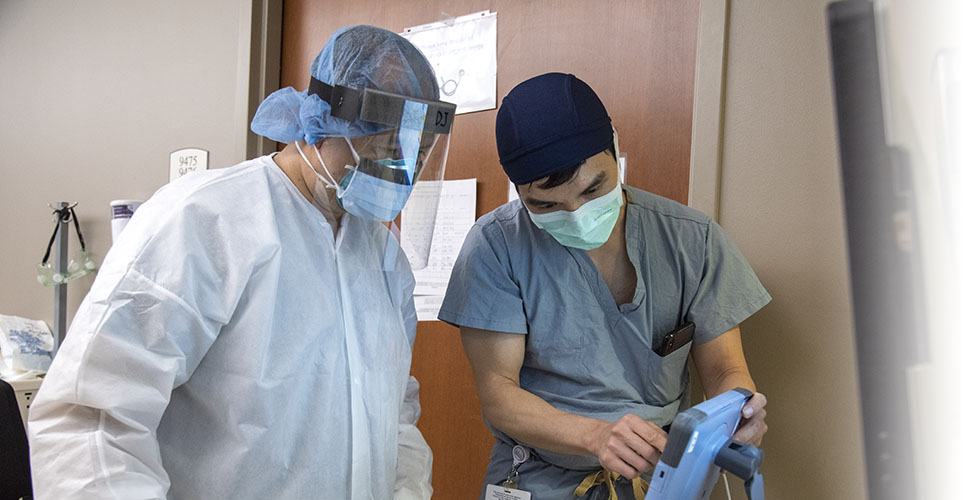 Discussion between a Beaumont doctor and nurse