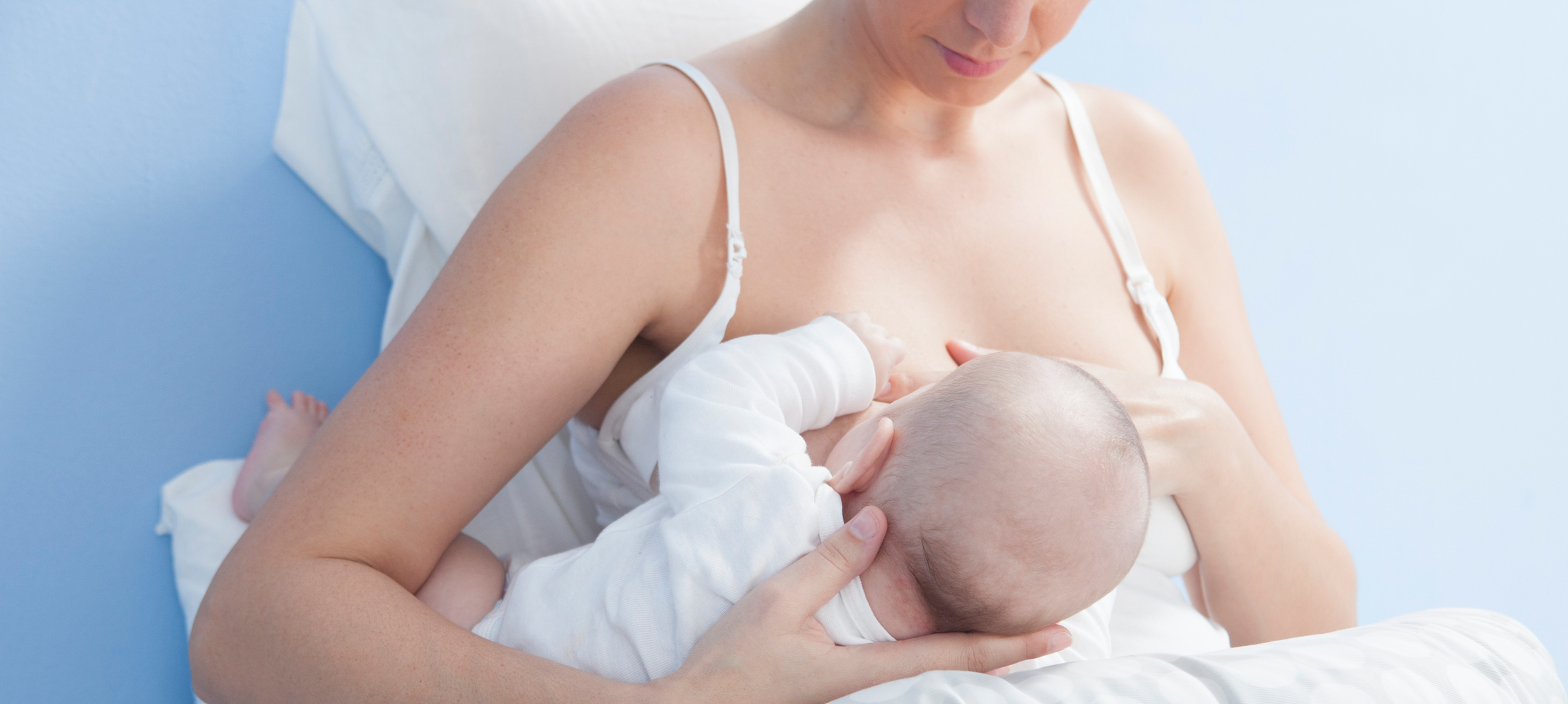 breastfeeding newborn